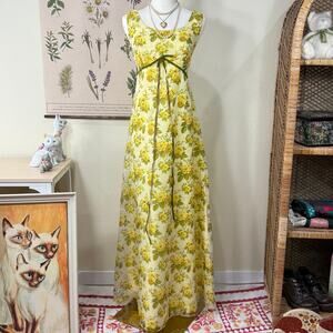 Vintage 70s Floral Maxi Dress Romantic Garden Party Coquette Dollette Cottage S